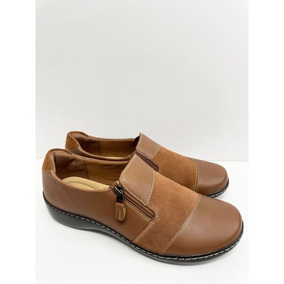 Clarks Leather Slip On Comfort Shoes Size 11 Wide Brown Cora Harbor NEW - Picture 2 of 8